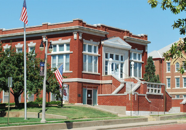 Kingman Carnegie Library